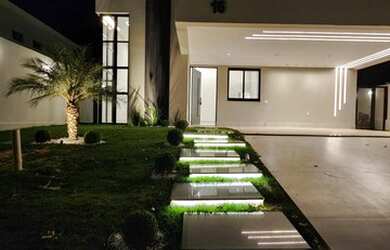 Imagem 3: Venda de casa. Churrasqueira, 210m² de Área, 2 Vagas na garageme4 Dormitórios