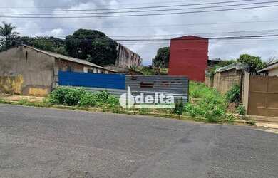 Imagem 2: Terreno à venda, 520 m² por R$ 350.000,00 - Presidente Roosevelt - Uberlândia/MG