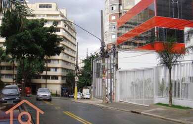 Imagem: O depósito possui 5 Vagas na garagem, 1.836m² de Área e