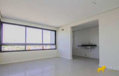 Imagem 2: Apartamento com 2 dormitórios à venda, 67 m² por R$ 370.000,00 - Cavalhada - Porto Alegre