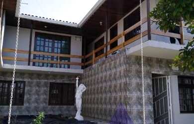 Imagem: A casa possui 5 Dormitórios, 5 Banheiros, 420m² de Área e