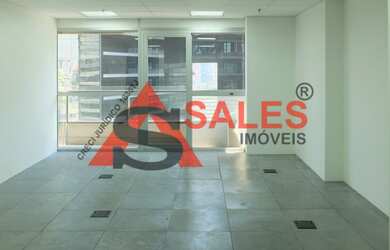 Imagem: O depósito possui 1 Vaga na garagem, 40m² de Área e está