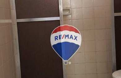 Imagem 11: Casa com 6 dormitórios à venda, 287 m² por R$ 280.000,00 - Campo Grande - Rio de Janeiro/R