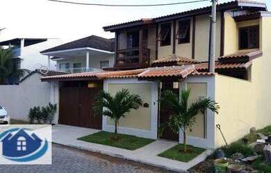 Imagem: A casa possui 3 Dormitórios, 4 Banheiros, 1 Vaga na garagem