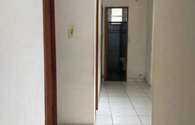 Imagem: A casa possui 4 Dormitórios, 3 Banheiros, 2 Vagas na garagem