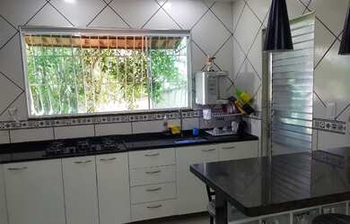 Imagem 9: Casa mobiliada. Piscina, 2 Banheirose2 Dormitórios