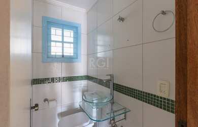 Imagem 14: Casa em Tristeza. Piscina, Churrasqueira, Área de serviçoeLareira