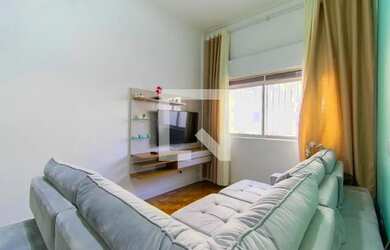 Imagem: O apartamento possui 2 Dormitórios, 2 Banheiros, 71m² de Área