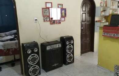 Imagem: O quarto possui Imóvel mobiliado e está localizado em Cidade