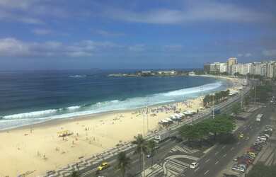 Imagem: O apartamento possui 2 Dormitórios, 2 Banheiros, 180m² de