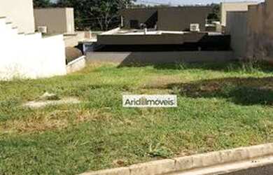 Imagem: O terreno à venda possui 400m² de Área e está localizado