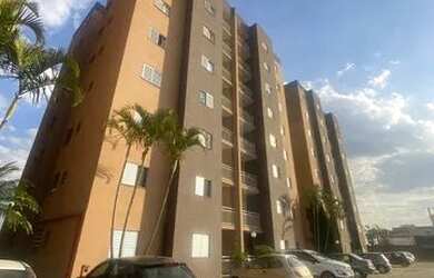 Imagem: O apartamento possui 2 Dormitórios, 1 Banheiro e está localizado