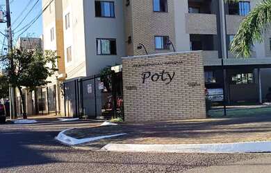 Imagem: O apartamento possui 2 Dormitórios, 1 Banheiro, 2 Vagas na