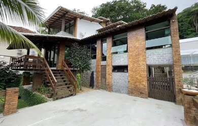 Imagem 2: Casa com 4 quartos à venda por R$ 1.390.000 - Piratininga - Niterói/RJ