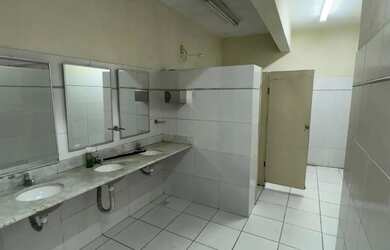 Imagem 5: Alugo excelente loja na Av. Dorival Caymmi com 250m², estacionamento, R$ 12.500,00!