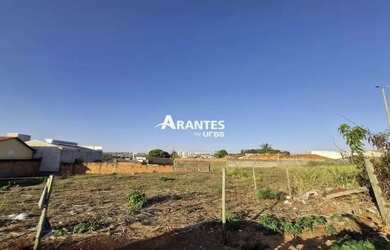 Imagem: O terreno possui 300m² de Área e está localizado em Taiaman