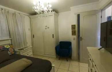 Imagem 9: Sobrado em Porto Alegre, no bairro Hípica, com 3 dormitório s , e 3...