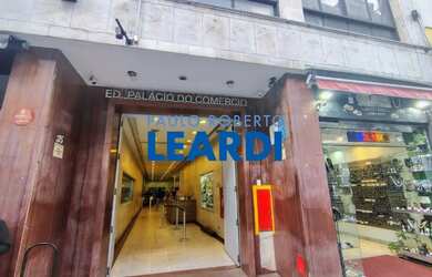 Imagem: O depósito à venda possui e está localizado em República