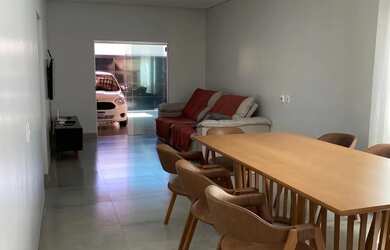 Imagem 2: VENDO CASA 3 QTOS. Churrasqueira, 200m² de Área, 2 Vagas na garageme3...