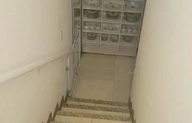 Imagem 15: Imóvel para aluguel e venda possui 210 metros quadrados com 4 quartos