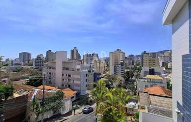 Imagem 2: Casa à venda, 4 quartos, 2 suítes, 4 vagas, Santo Antônio - Belo Horizonte/MG