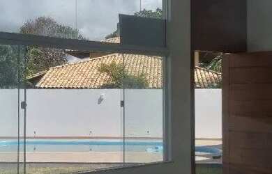 Imagem: A casa em condomínio possui 4 Dormitórios, 5 Banheiros, 5