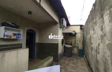 Imagem 6: Casa residencial disponível para venda no bairro Planalto em Uberlândia-MG