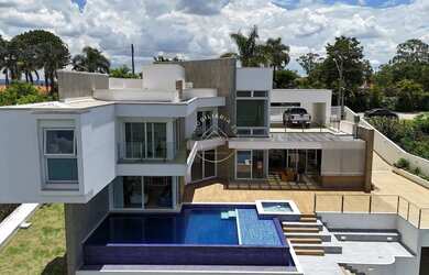 Imagem: A fazenda possui 2.505m² de Área, Imóvel novo e está localizado