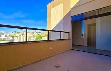 Imagem: O apartamento na cobertura possui 3 Dormitórios, 3 Banheiros