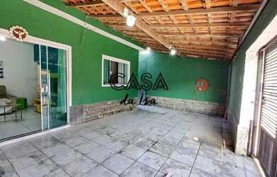 Imagem: A casa possui 2 Dormitórios, 1 Banheiro, 1 Vaga na garagem