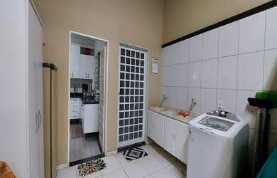 Imagem 8: CASA A VENDA PERTO DO CLUBE CAJUBA NO BAIRRO VIGILATO PEREIRA