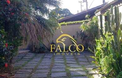 Imagem: A casa possui 5 Dormitórios, 5 Banheiros, 5 Vagas na garagem