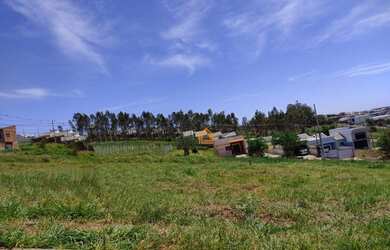 Imagem: O terreno possui 254m² de Área, Imóvel novo e está localizado