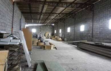 Imagem: O depósito possui 1.700m² de Área e está localizado em