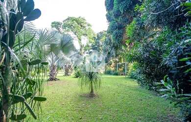 Imagem: O terreno possui 8.795m² de Área e está localizado em Vargem