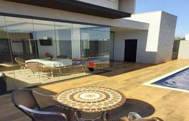 Imagem 10: Casa em Condomínio Alto do Castelo à venda, 3 suítes, 240 m² por R$...