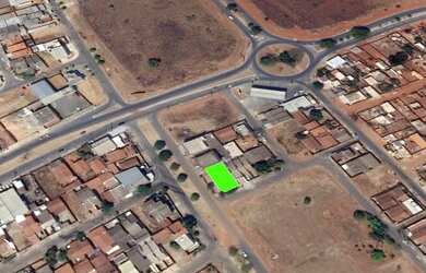 Imagem 1: Esquina 391,59m² Avenida, Asfalto e Agua Parque Santa Rita