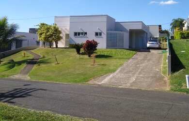 Imagem 1: Casa com 3 dormitórios, 234 m² - venda por R$ 1.650.000,00 ou aluguel por R$ 5.500,00/mês