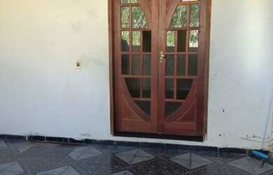 Imagem: A casa possui 2 Dormitórios, 1 Banheiro, 70m² de Área e