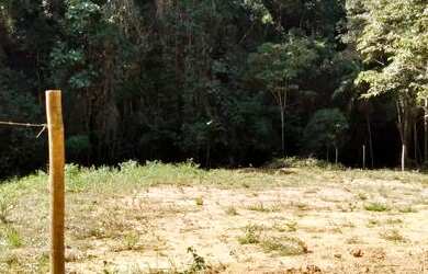 Imagem: A chácara possui 700m² de Área e está localizado em Santa