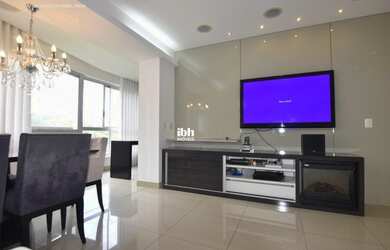 Imagem: O apartamento possui 2 Dormitórios, 1 Banheiro, 2 Vagas na