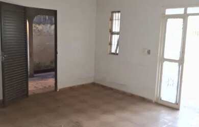 Imagem 2: Para investidores casa reformada vale 500 mil no ipase por 230 tem reformar