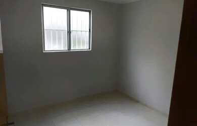 Imagem: O apartamento possui 3 Dormitórios, 1 Banheiro, 1 Vaga na garagem