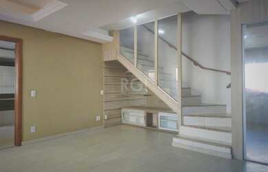 Imagem: A casa em condomínio possui 3 Dormitórios, 3 Banheiros, 2