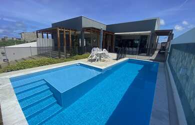 Imagem: A casa em condomínio possui 3 Dormitórios, 3 Banheiros, 175m²