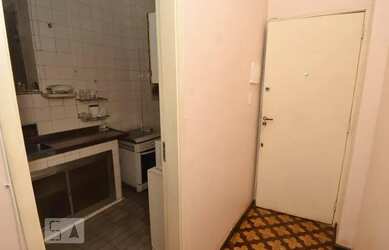 Imagem: O apartamento possui 2 Dormitórios, 2 Banheiros e 65m² de