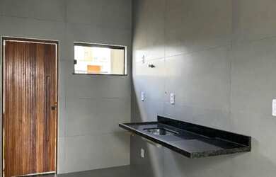 Imagem 8: Excelente casa 3/4 sendo 1 suíte com fácil acesso à Av. Ayrton Senna