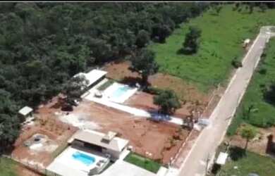 Imagem: O terreno possui 1000m² de Área e está localizado em Jaboticatubas