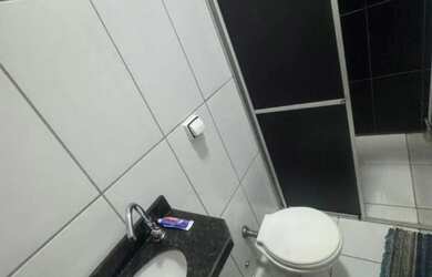 Imagem 5: CASA A VENDA NO MANOA. 2 Dormitórios