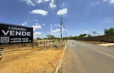 Imagem: O terreno possui 2.472m² de Área e está localizado em Abadia